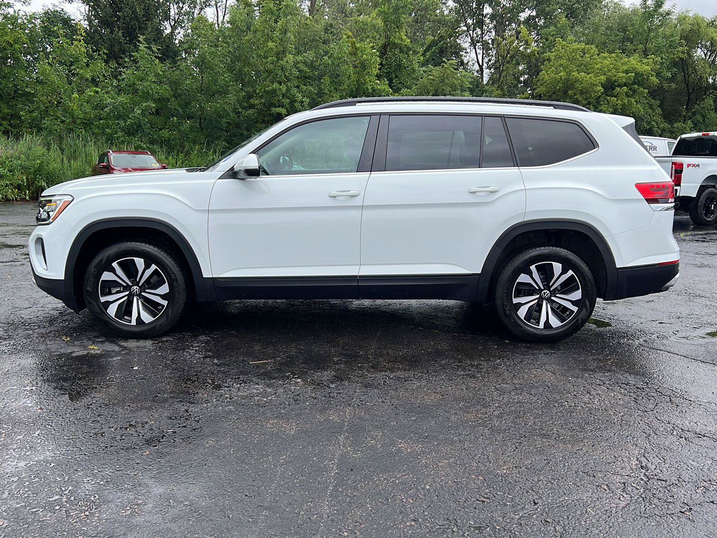Used 2024 Volkswagen Atlas SE AWD/4WD image 19