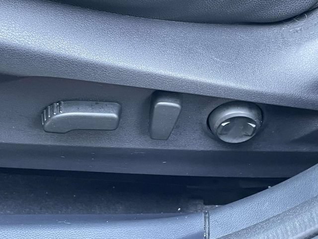 Used 2025 Subaru Outback Wilderness w/ Wilderness Package AWD/4WD image 15