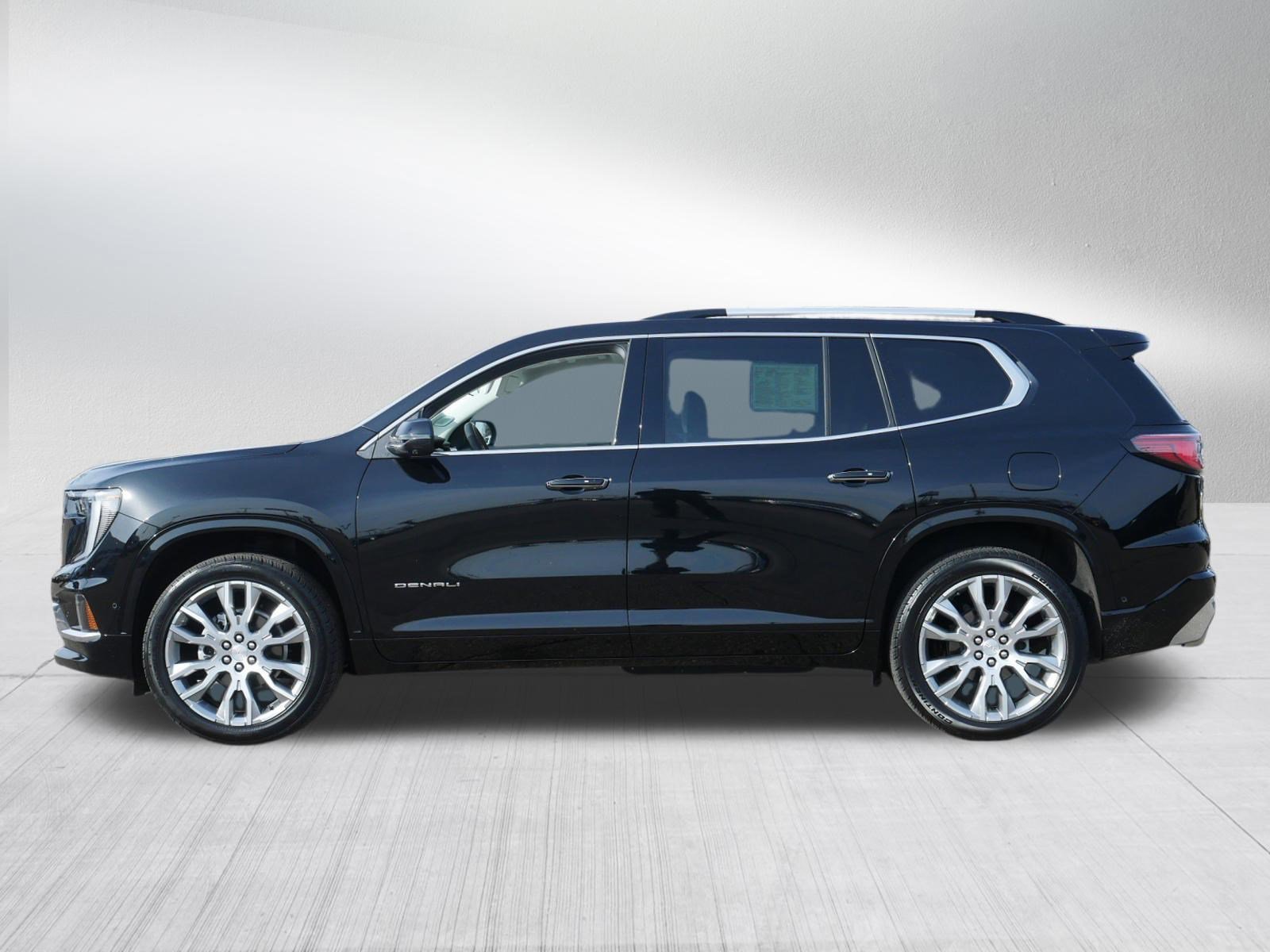 Certified 2025 GMC Acadia Denali w/ Super Cruise Package image 4