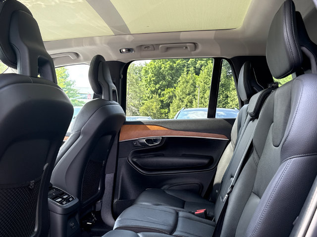 Certified 2022 Volvo XC90 T8 Inscription Expression w/ Advanced Package AWD/4WD image 21