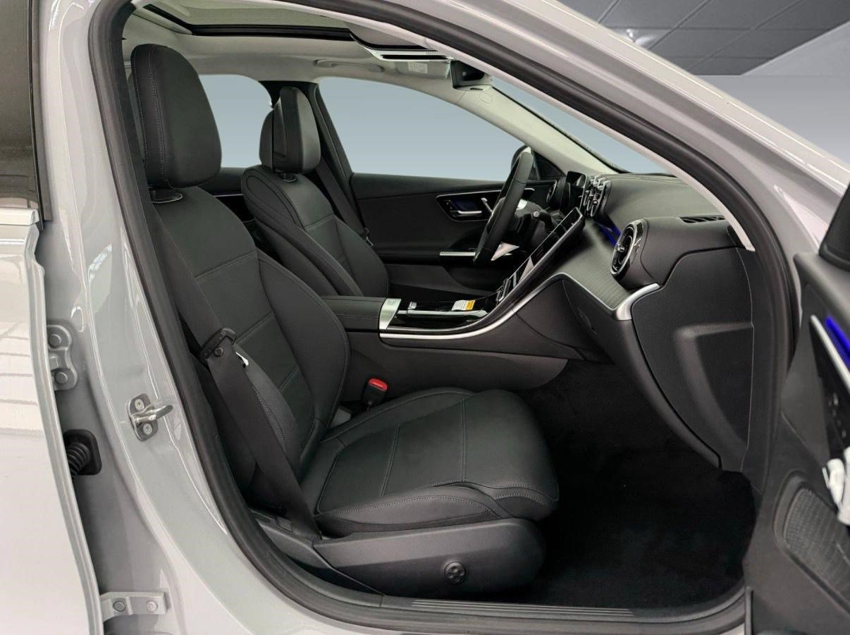 New 2026 Mercedes-Benz C 300 Sedan image 23