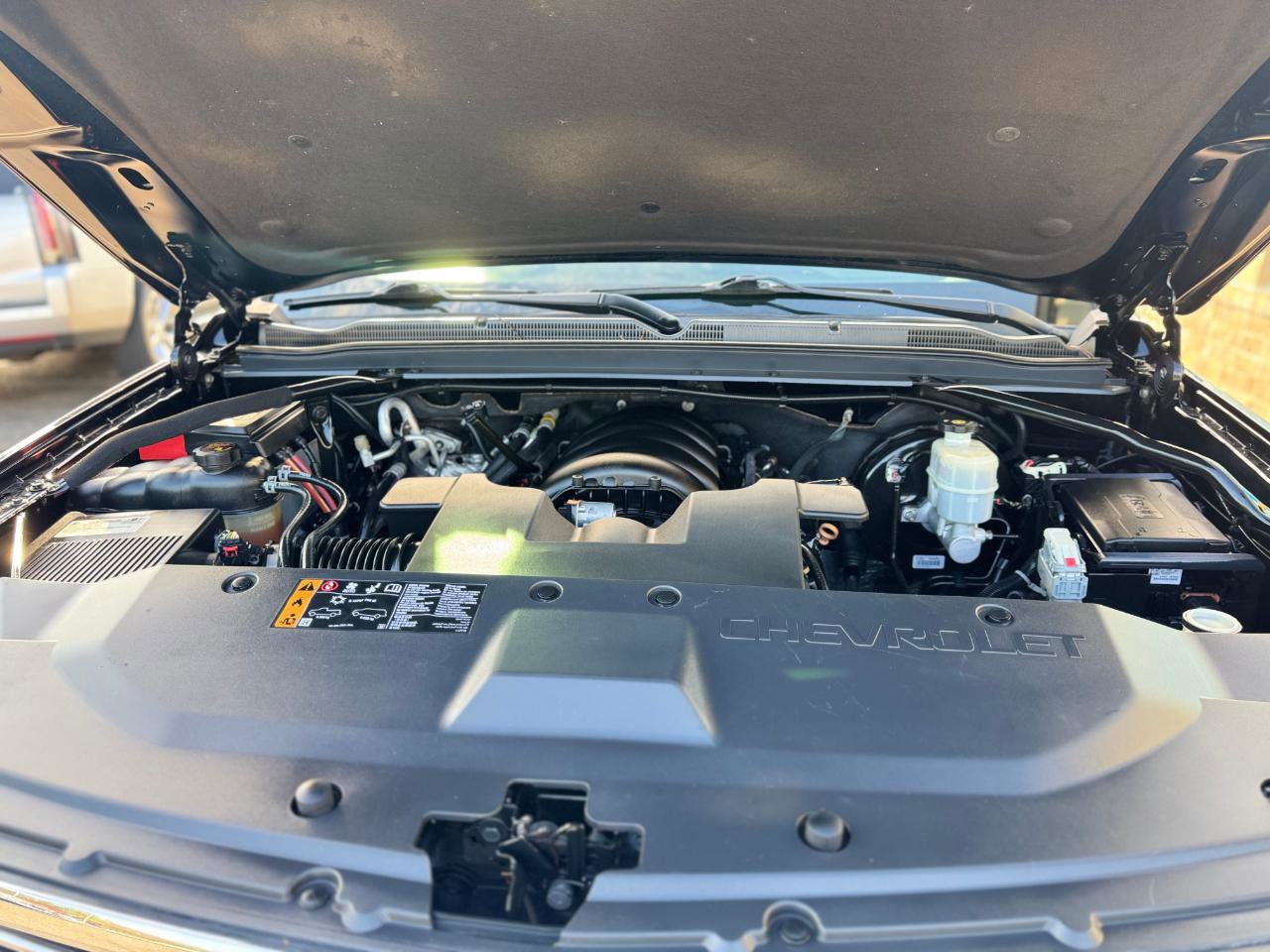 Used 2019 Chevrolet Suburban Premier AWD/4WD image 15