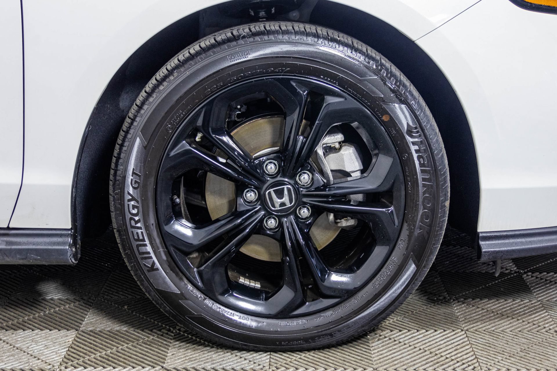 Used 2025 Honda Accord SE image 50