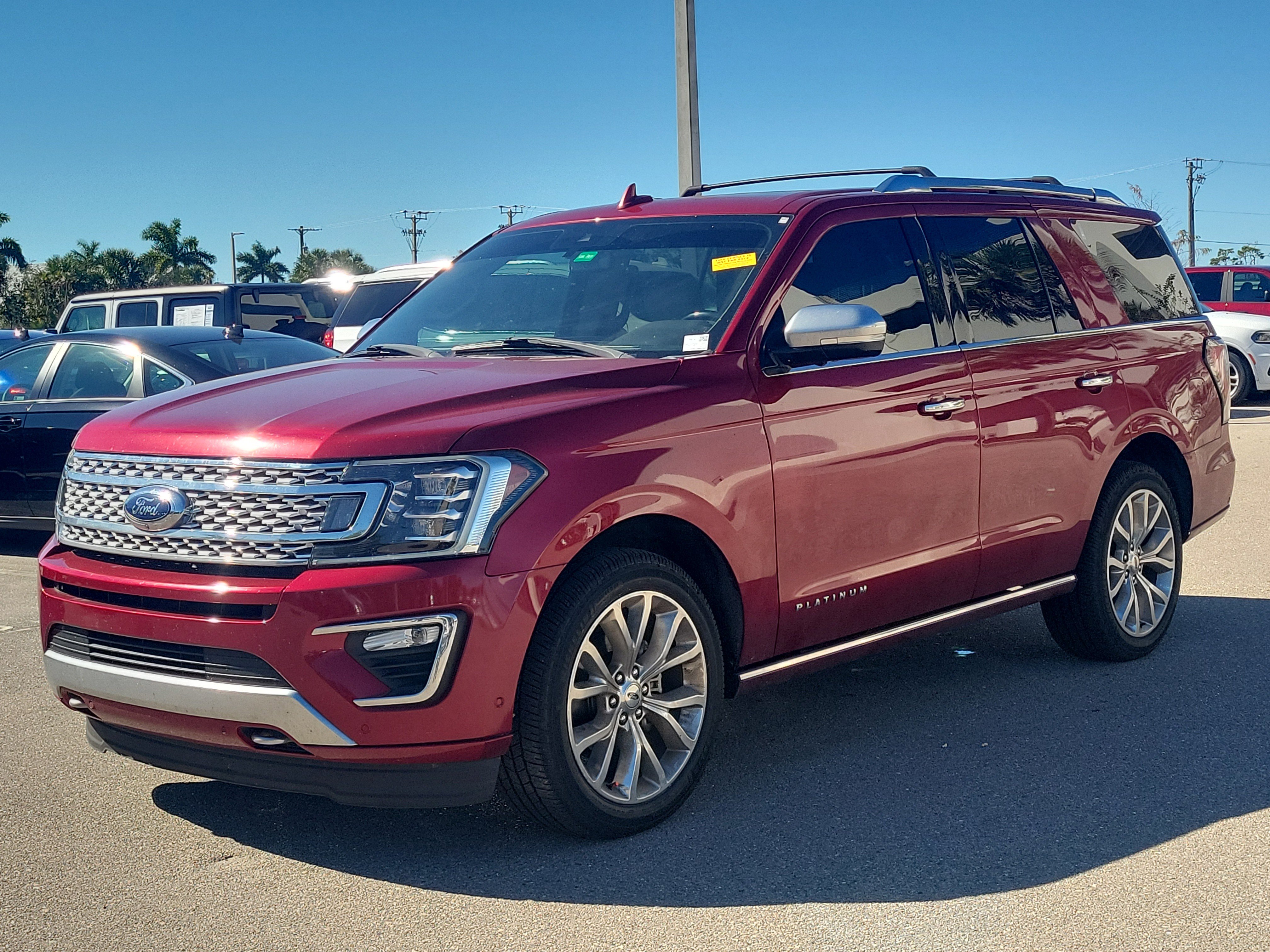 Used 2019 Ford Expedition Platinum image 3