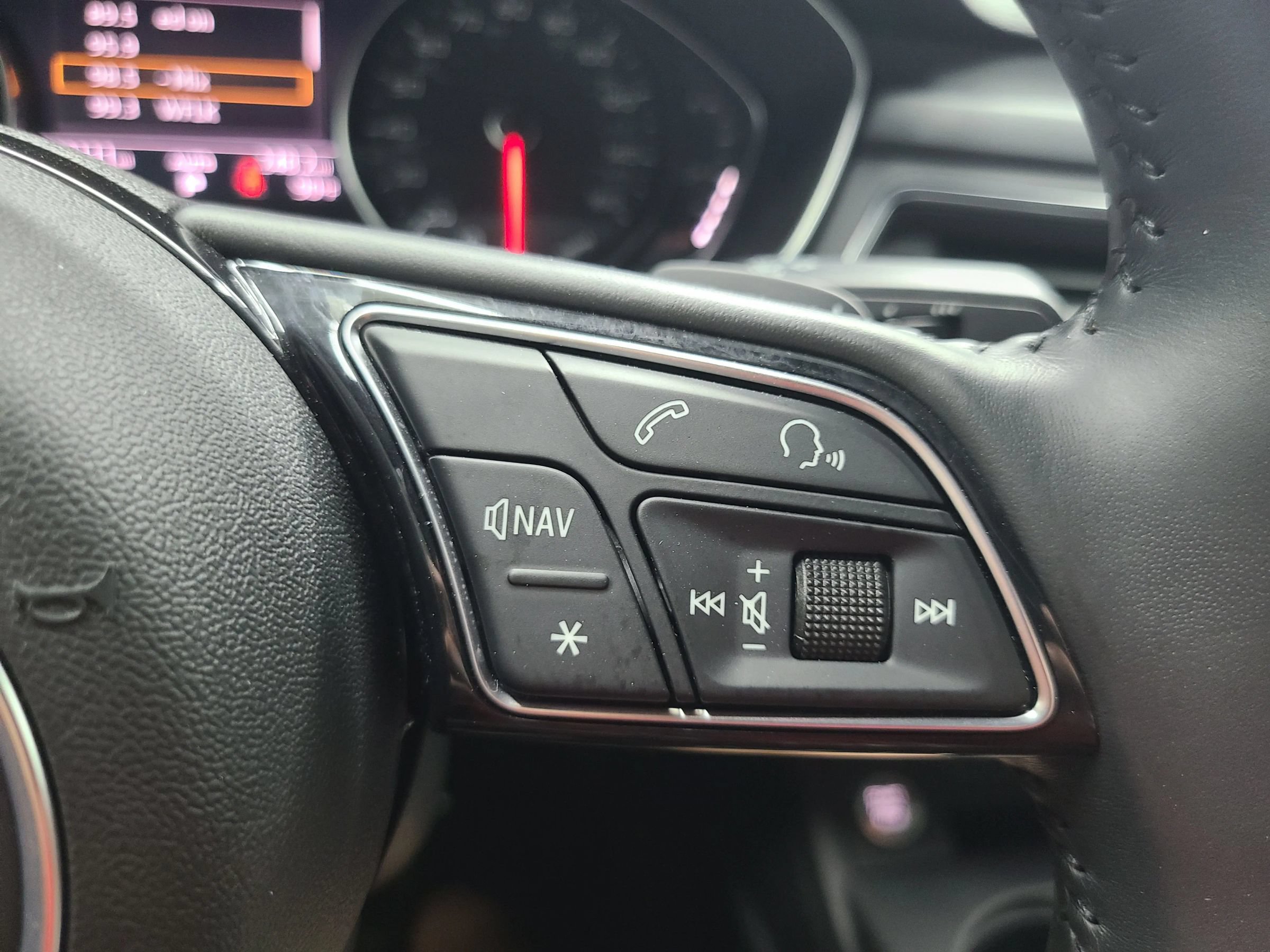 Used 2018 Audi A4 2.0T Ultra Premium w/ Convenience Package FWD image 32