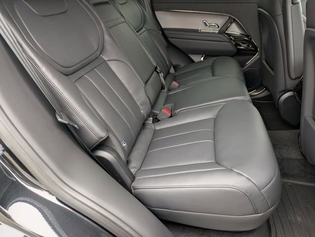 New 2026 Land Rover Range Rover Sport Dynamic SE image 17