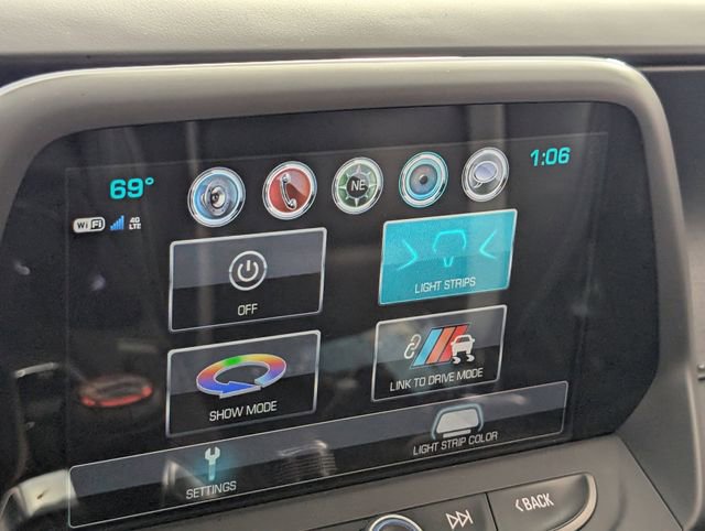 Used 2018 Chevrolet Camaro SS image 33