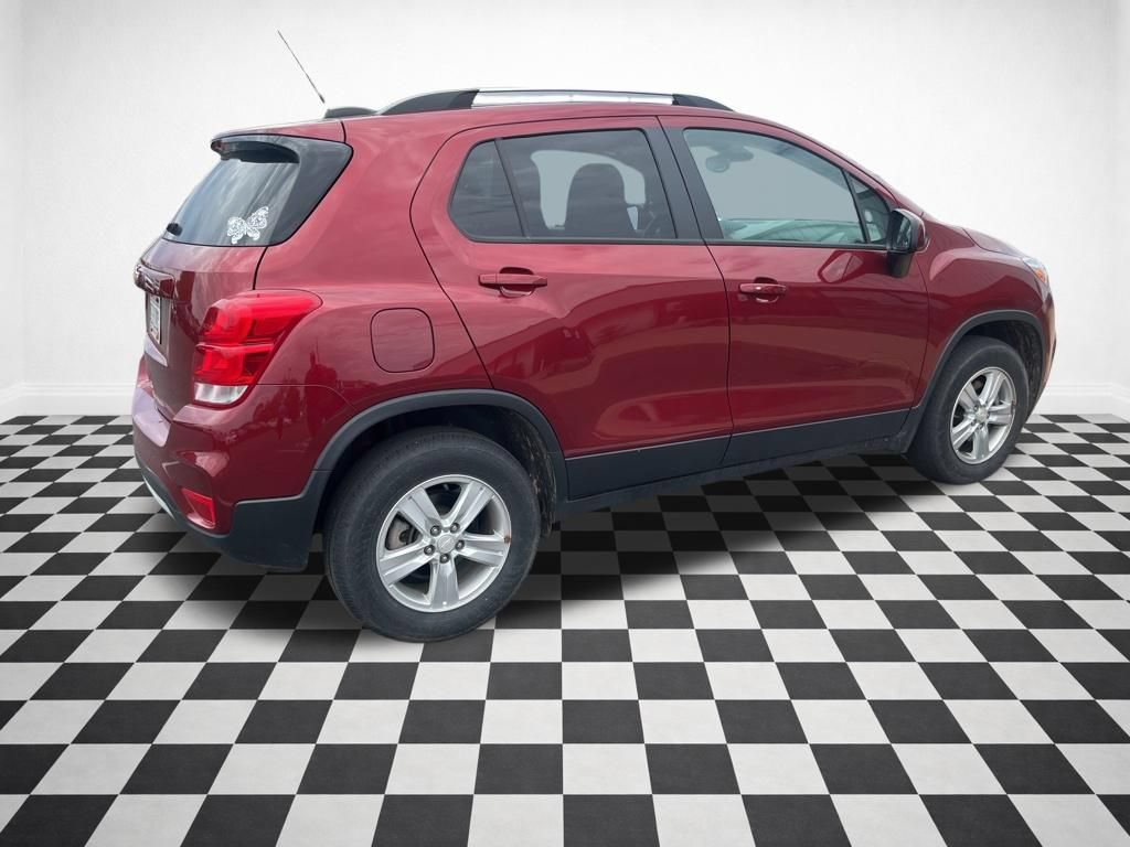 Used 2022 Chevrolet Trax LT w/ LT Convenience Package AWD/4WD image 31