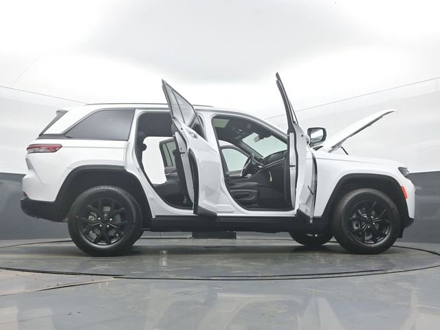 New 2026 Jeep Grand Cherokee Laredo image 61