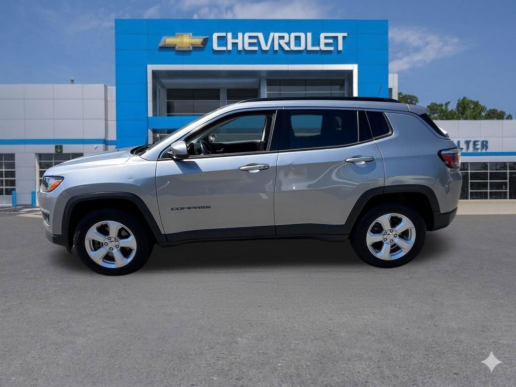 Used 2018 Jeep Compass Latitude w/ Popular Equipment Group AWD/4WD image 9