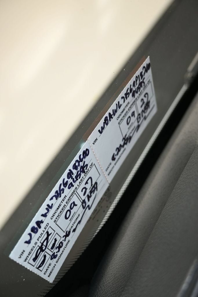 Used 2009 BMW 335i Convertible RWD image 5