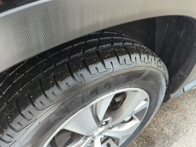 Used 2023 Subaru Ascent Premium w/ Convenience Package image 34