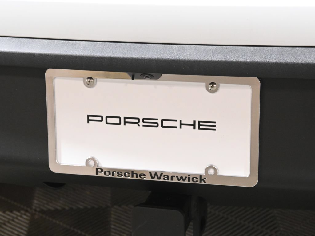Used 2026 Porsche Macan AWD/4WD image 14