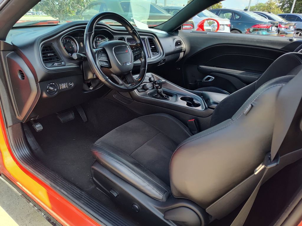 Used 2022 Dodge Challenger R/T w/ Plus Package RWD image 29