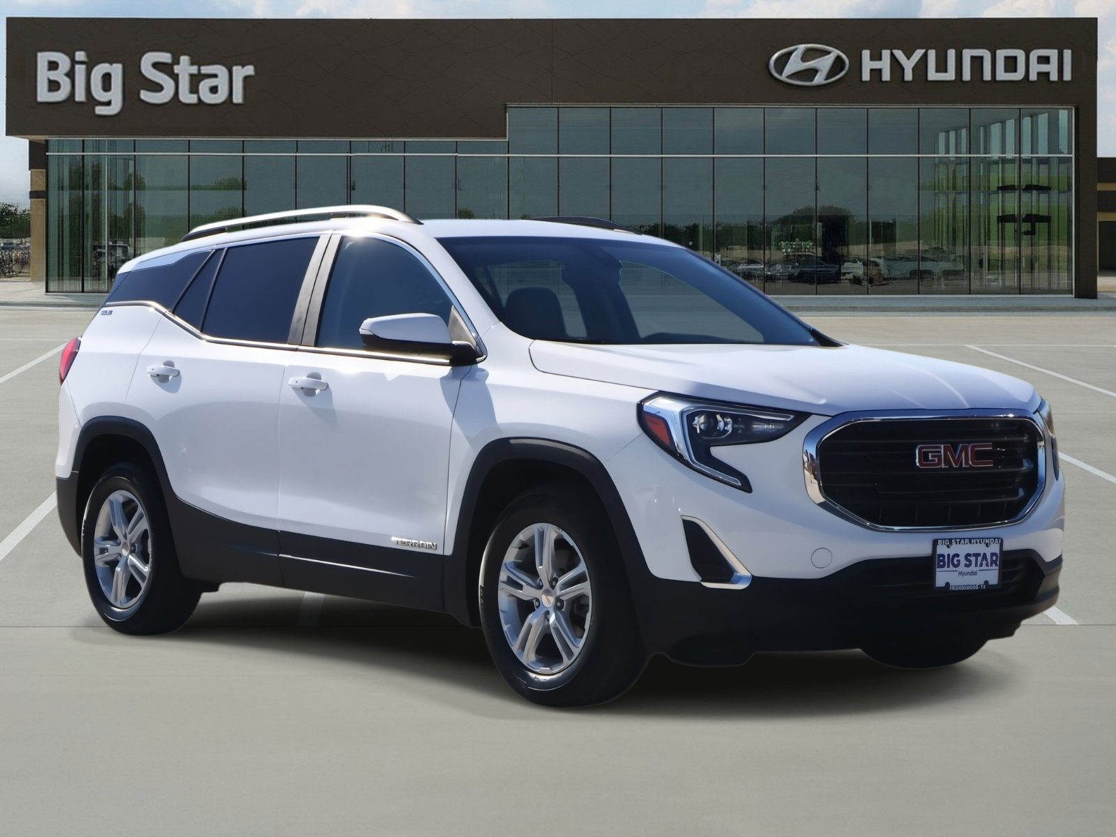 Used 2021 GMC Terrain SLE w/ Driver Convenience Package image 6