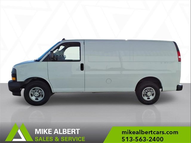 Used 2019 Chevrolet Express 2500 w/ Driver Convenience Package image 4