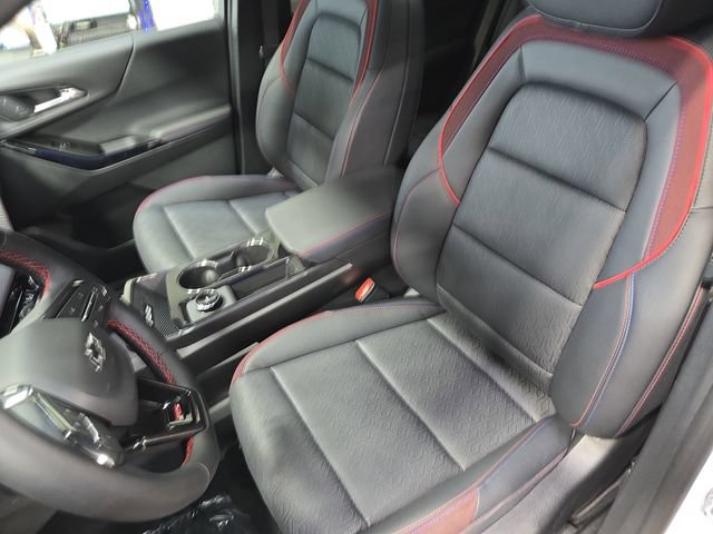 Used 2025 Chevrolet Equinox RS w/ Safety and Technology Package AWD/4WD image 19