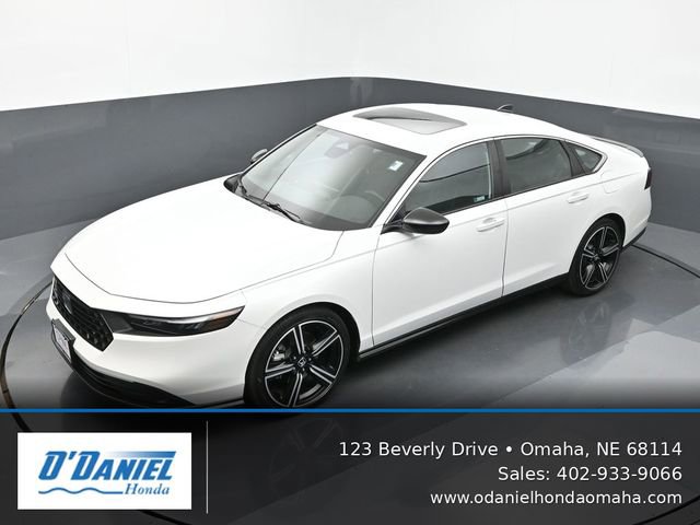 Used 2023 Honda Accord Sport image 16