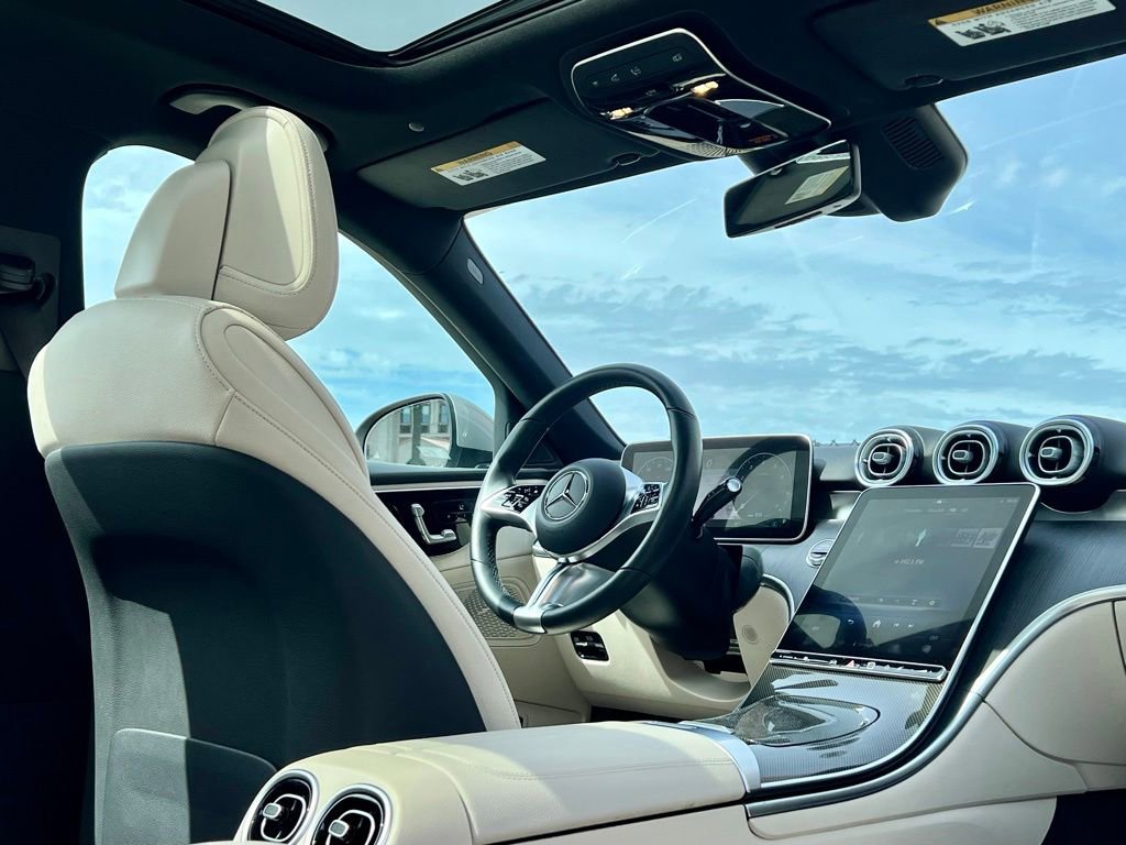 Certified 2022 Mercedes-Benz C 300 4MATIC Sedan image 10