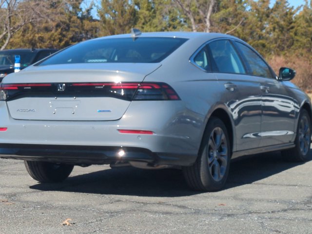 New 2026 Honda Accord EX-L image 2