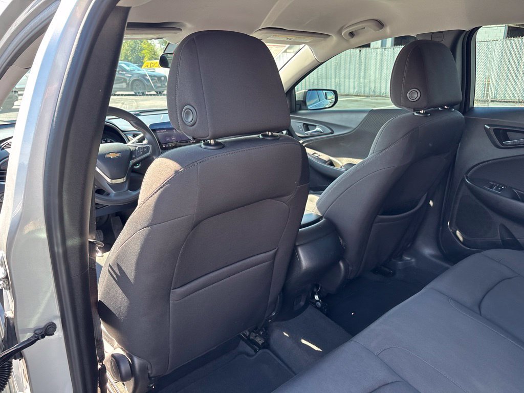 Used 2020 Chevrolet Malibu LS FWD image 25