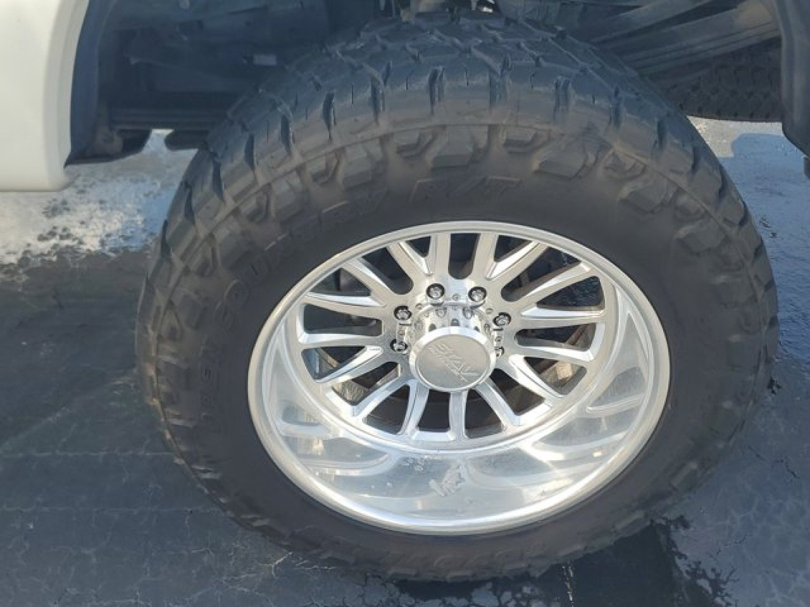 Used 2024 Ford F350 Lariat w/ Chrome Package AWD/4WD image 5
