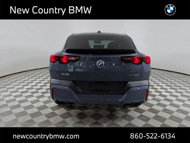 Used 2025 BMW X2 xDrive28i AWD/4WD image 6