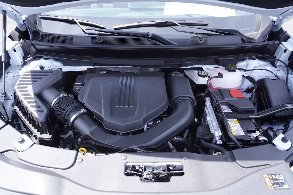 New 2026 GMC Acadia Denali w/ Super Cruise Package FWD image 8