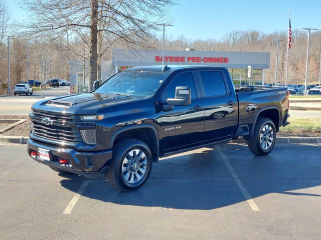 Used 2024 Chevrolet Silverado 2500 Custom w/ Custom Value Package image 7