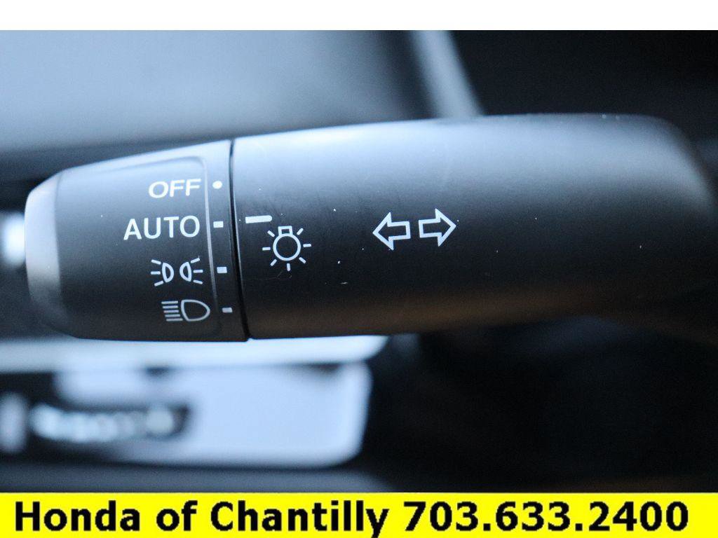 Certified 2025 Honda Civic Sport Touring image 10