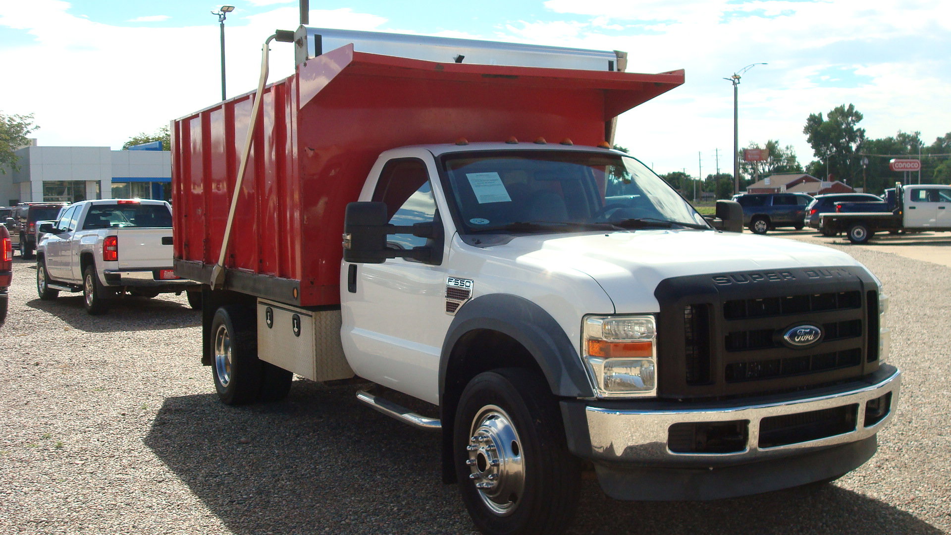 Used 2010 Ford F550 4x4 Regular Cab Super Duty image 3