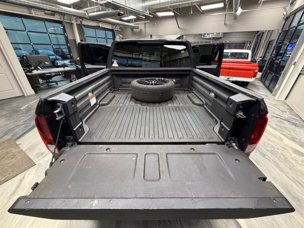 Used 2018 Honda Ridgeline Black Edition image 48