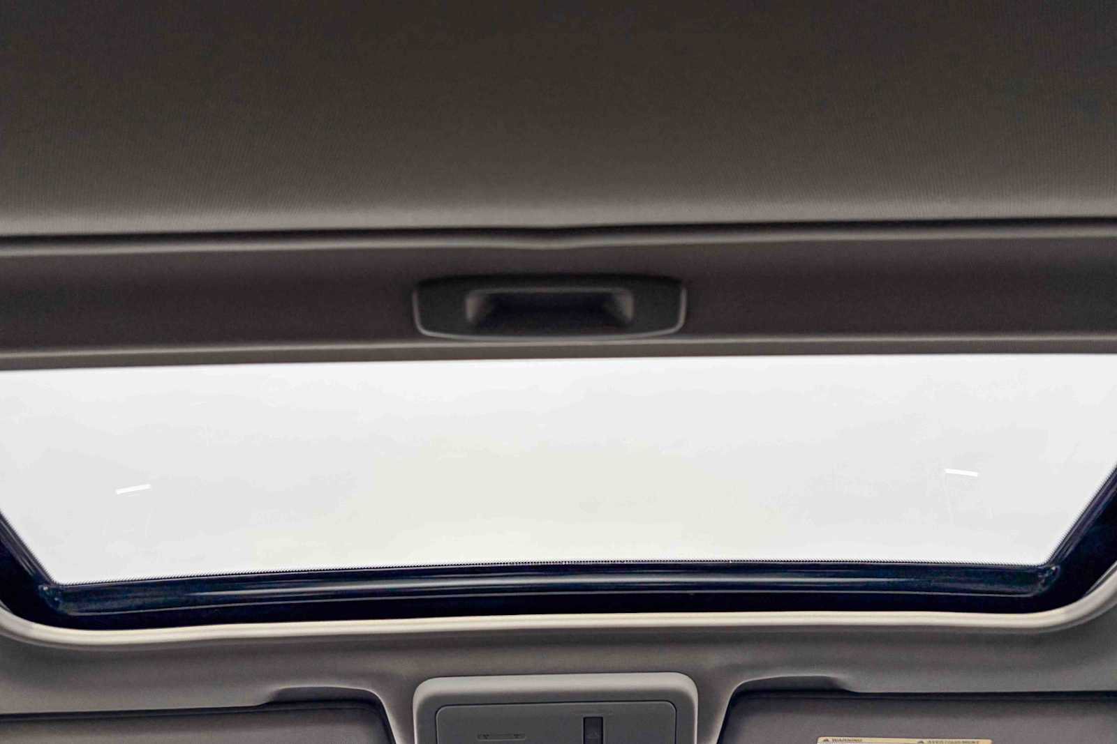 Used 2023 Nissan Frontier SV w/ SV Premium Package image 15