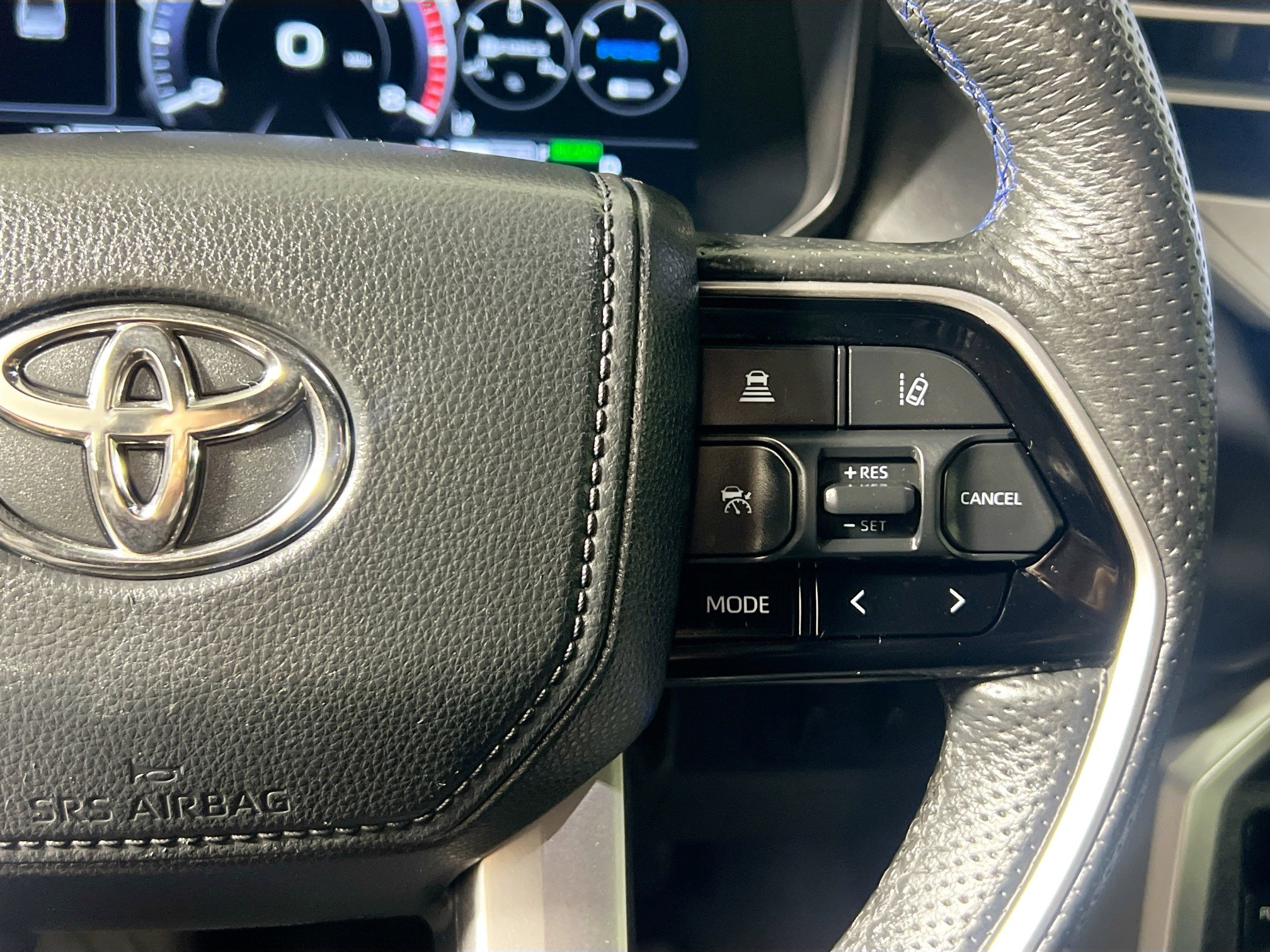 Used 2023 Toyota Tundra Platinum AWD/4WD image 19