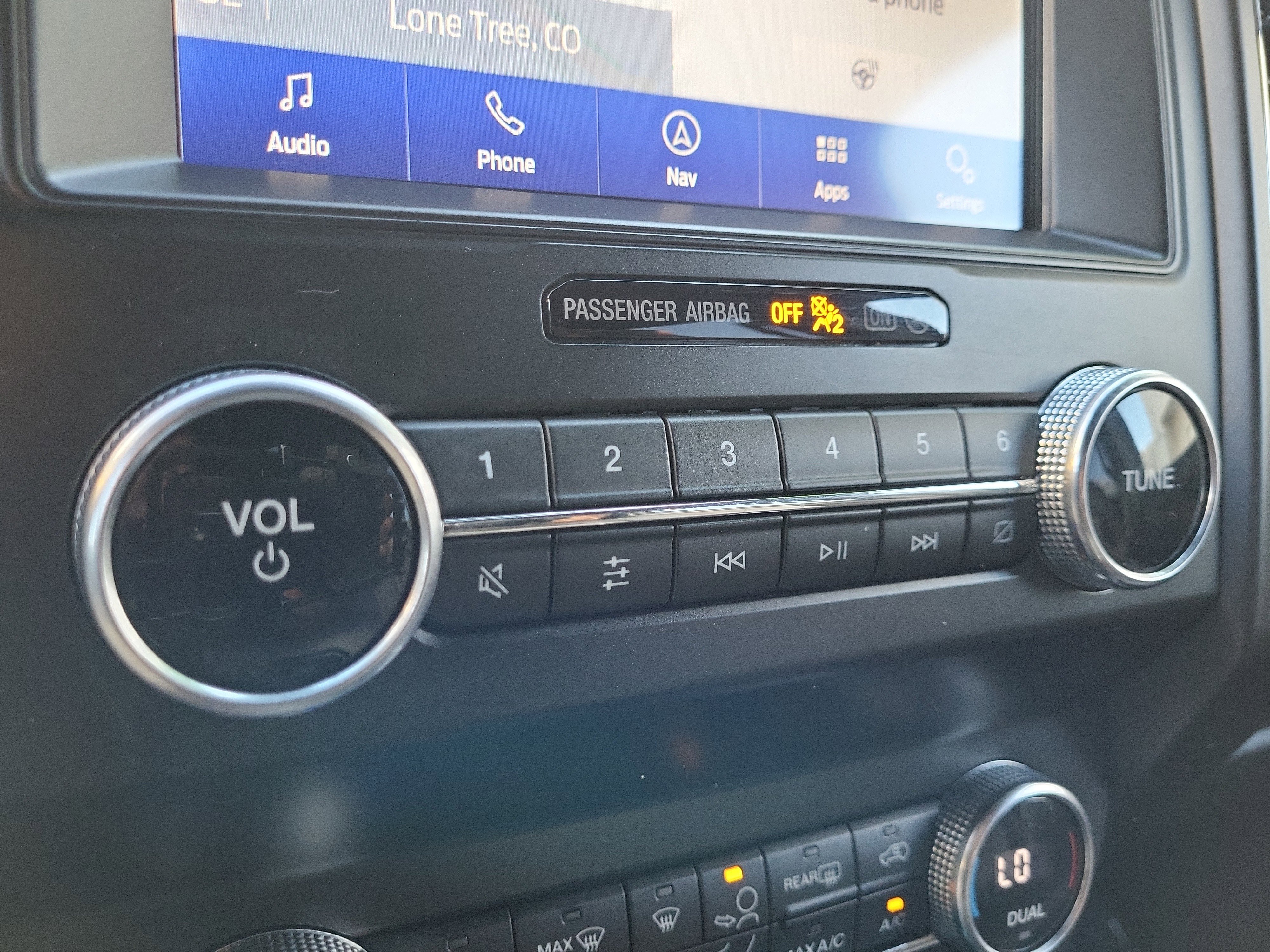 Used 2021 Ford Expedition Limited image 24