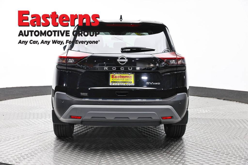 Used 2023 Nissan Rogue SV AWD/4WD image 6