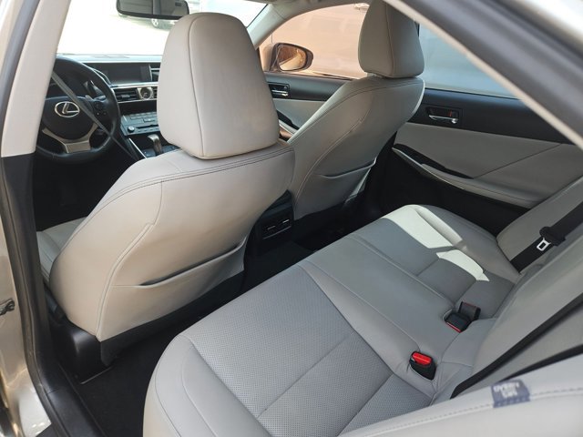 Used 2015 Lexus IS 250 w/ Premium Package image 9