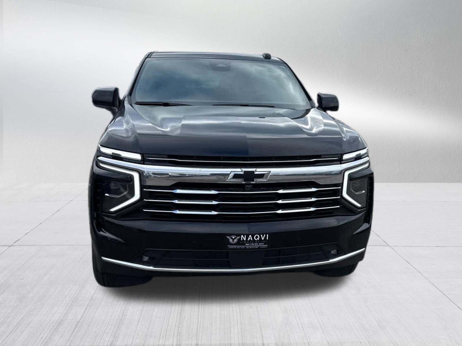 Used 2026 Chevrolet Suburban LT w/ Comfort Package AWD/4WD image 2