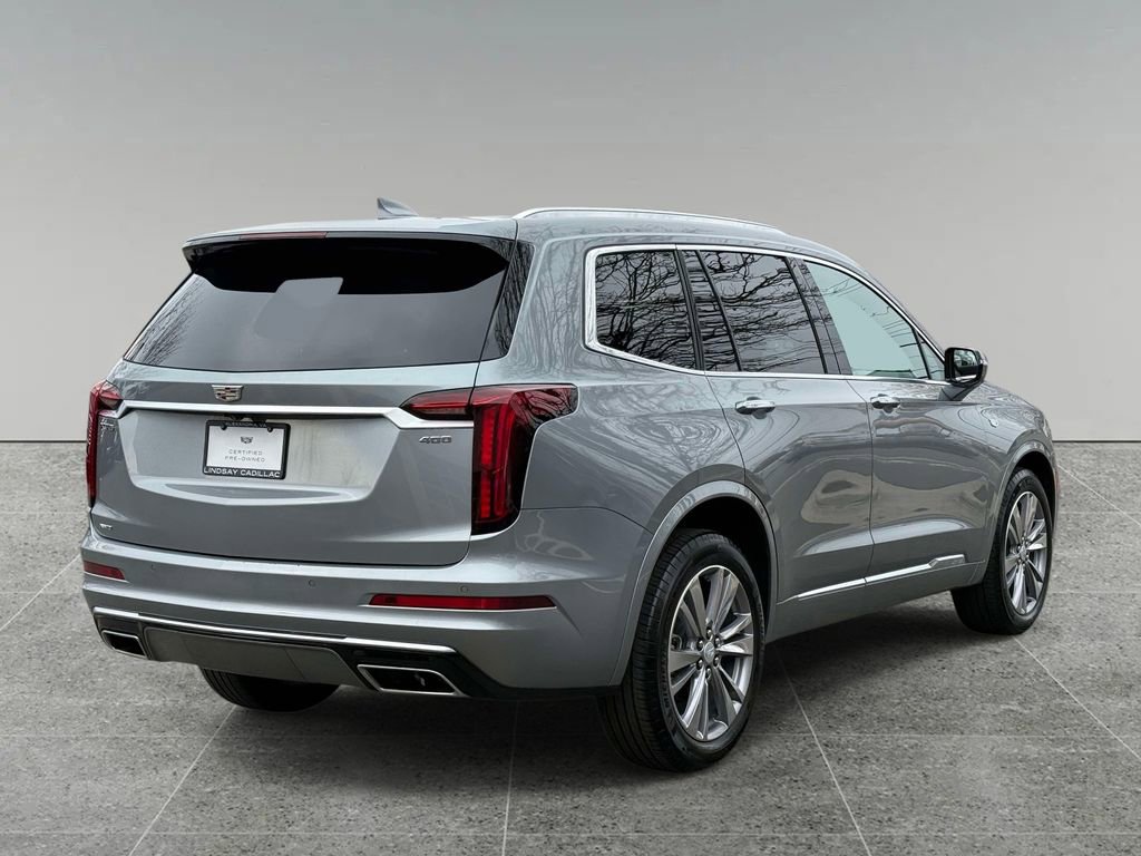Used 2025 Cadillac XT6 Premium Luxury image 10
