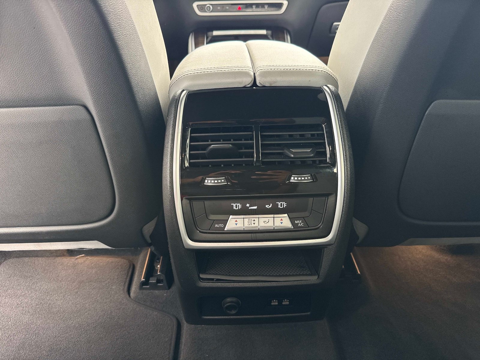 Used 2024 BMW X5 xDrive50e w/ Executive Package AWD/4WD image 17