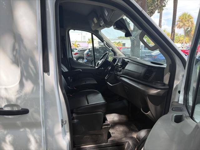 Used 2023 Ford Transit 250 Medium Roof AWD w/ Load Area Protection Package image 17