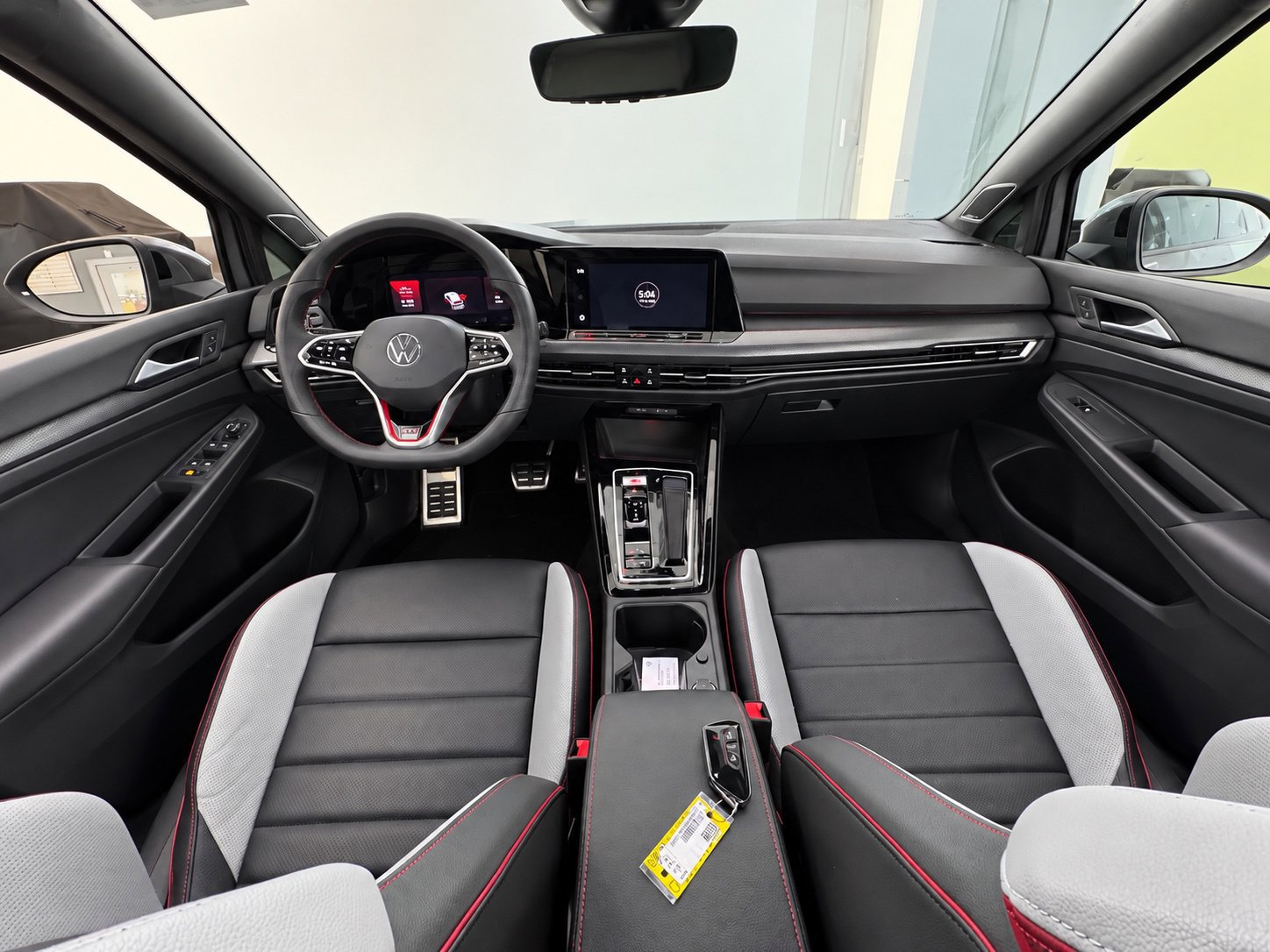 Used 2024 Volkswagen GTI SE w/ SE Leather Seats Package FWD image 4