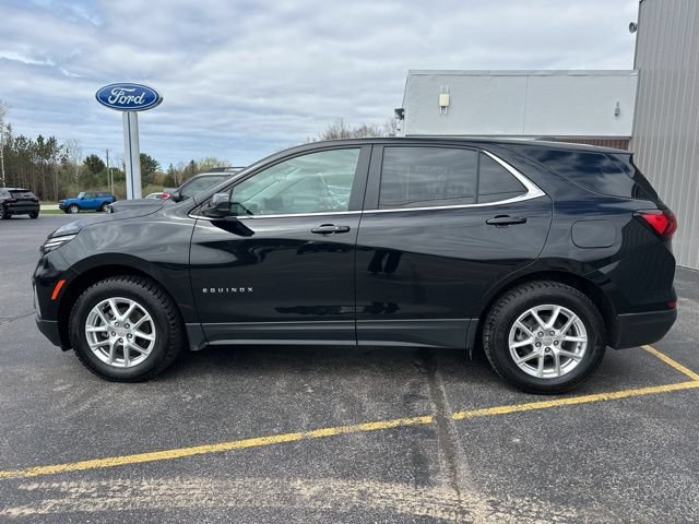 Used 2024 Chevrolet Equinox LT AWD/4WD image 4