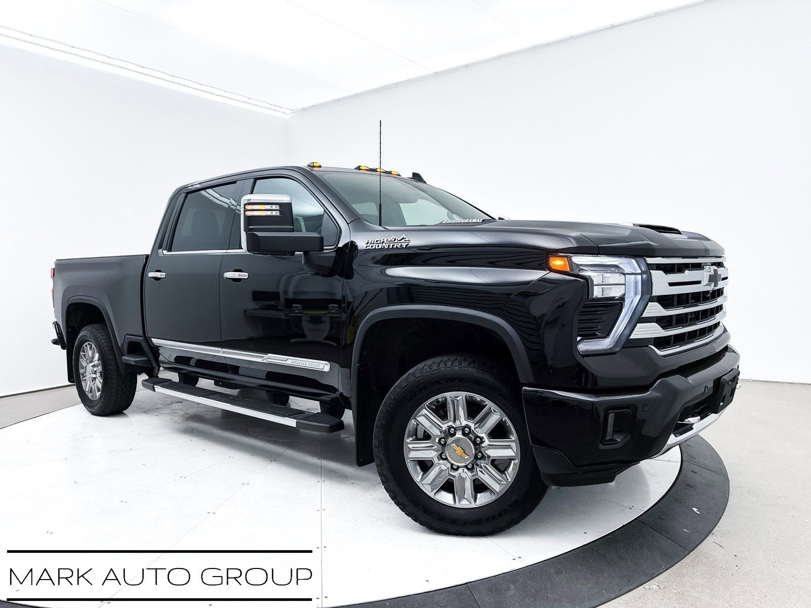 Used 2024 Chevrolet Silverado 2500 High Country w/ High Country Premium Package image 12