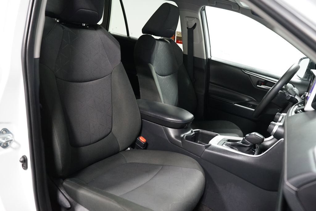 Certified 2024 Toyota RAV4 XLE image 28