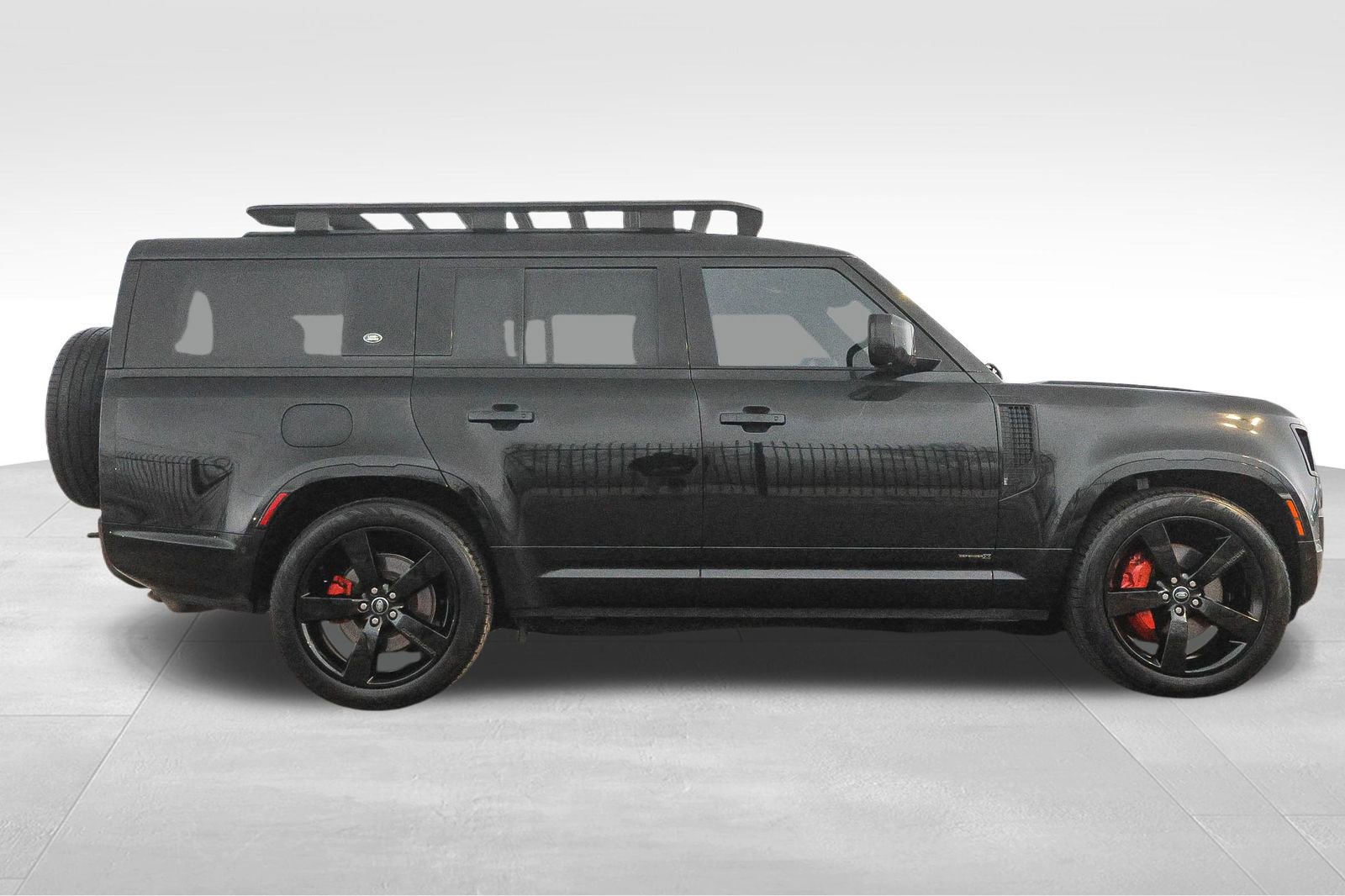 Certified 2023 Land Rover Defender 130 X AWD/4WD image 4