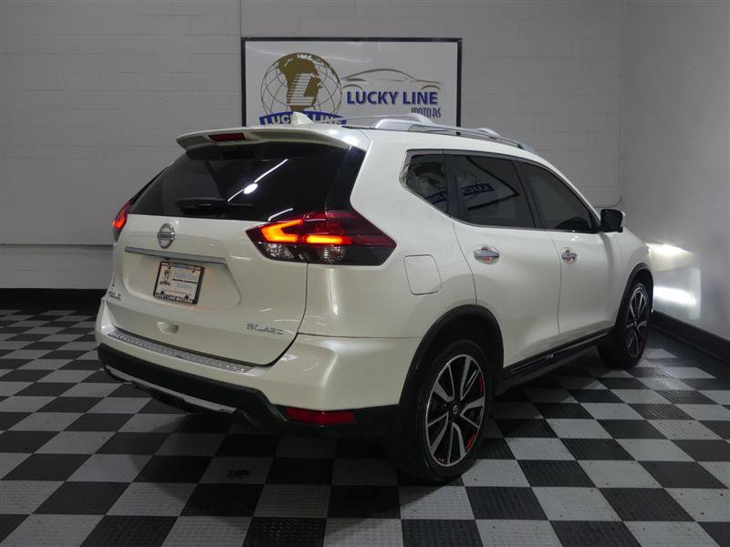 Used 2018 Nissan Rogue SL w/ Premium Package image 9