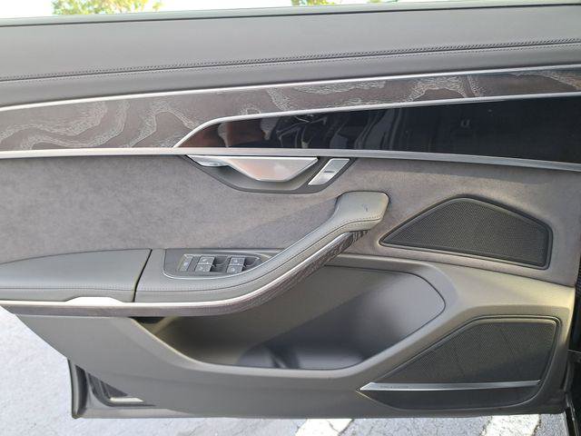 Certified 2025 Audi A8 L 3.0T w/ Executive Package AWD/4WD image 14