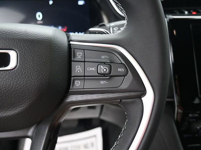 Used 2025 Jeep Grand Cherokee L Laredo w/ MOPAR Finishing Package AWD/4WD image 18