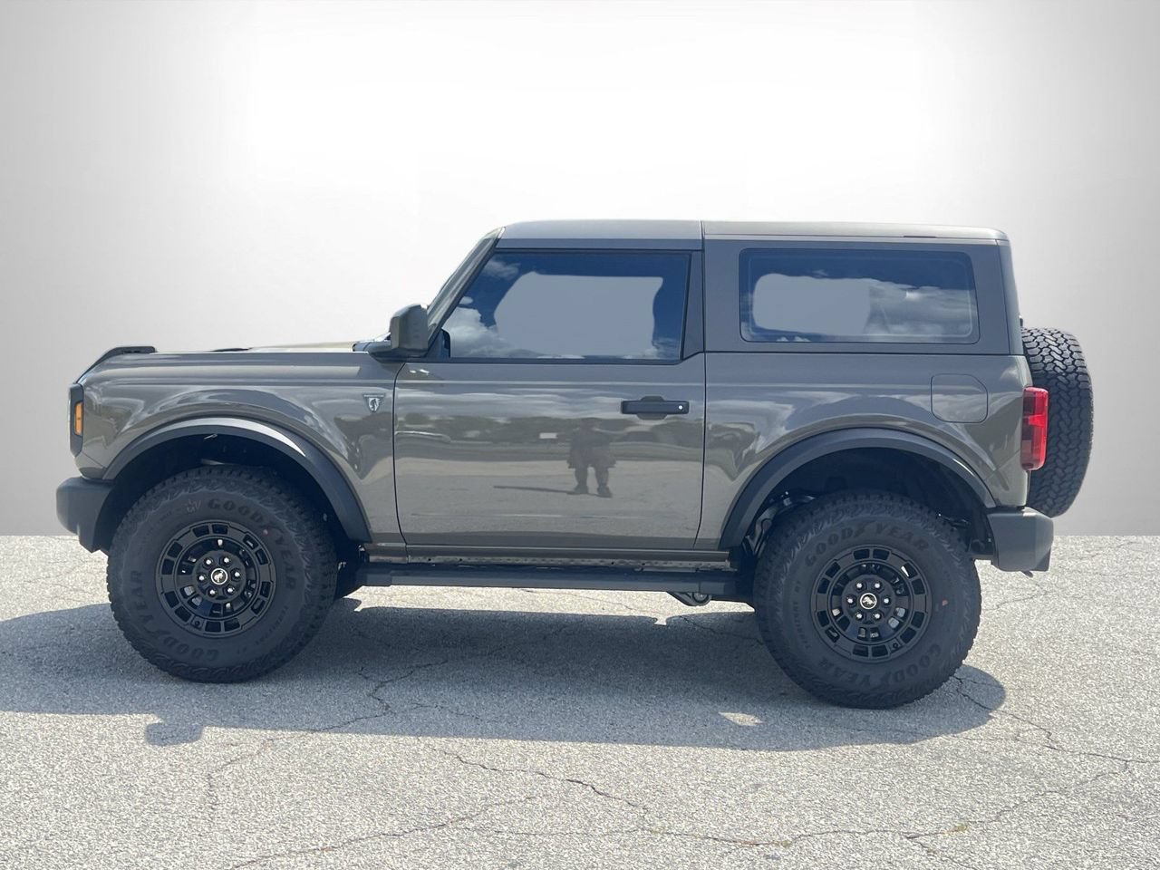 New 2026 Ford Bronco 2-Door AWD/4WD image 16